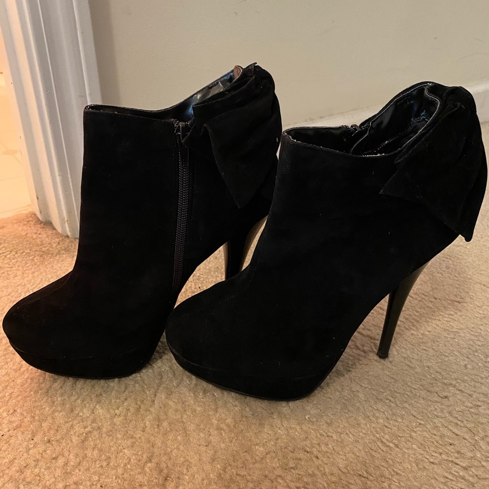 Black Velvet Booties